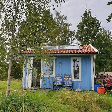 Gaeststuga I Vacker Natur, Bastu, Bubbelpool Sommartid Och Gratis Parkering Naera Ulricehamn Och Lassalyckan, Guesthouse With Nice View With Sauna And Free Parking Close To Dalsjoefors And Fishing ボロース エクステリア 写真