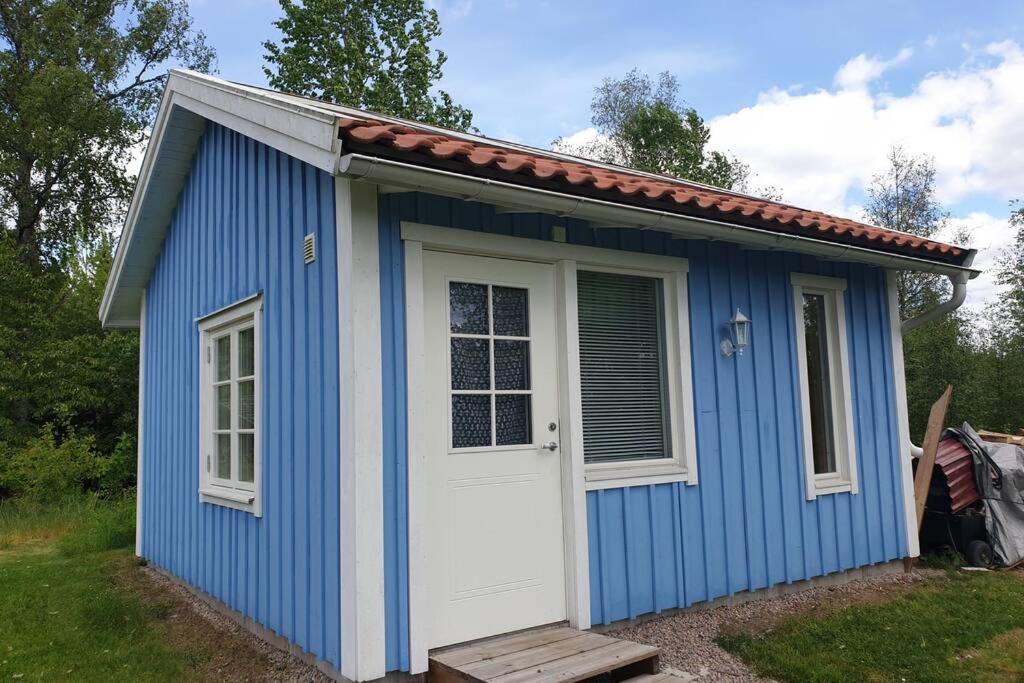Gaeststuga I Vacker Natur, Bastu, Bubbelpool Sommartid Och Gratis Parkering Naera Ulricehamn Och Lassalyckan, Guesthouse With Nice View With Sauna And Free Parking Close To Dalsjoefors And Fishing ボロース エクステリア 写真